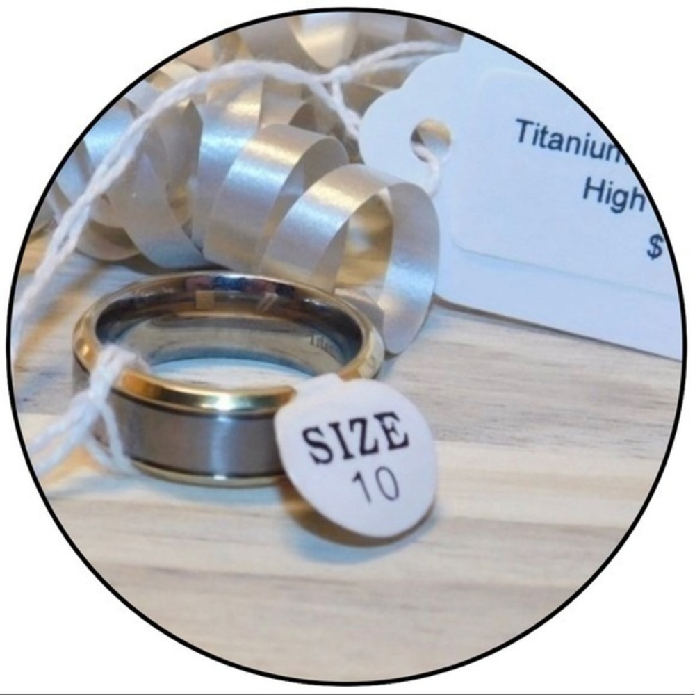 MEN'S TITANIUM RING